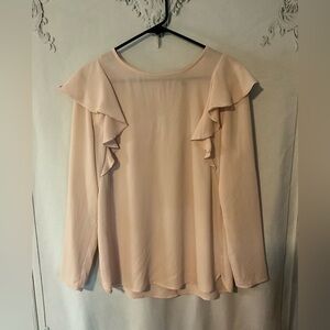 Kut from the Kloth Maki Ruffle Blouse in Light Pink size Small